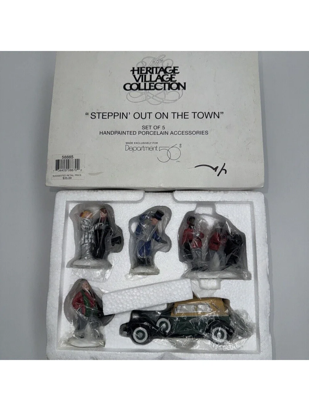 NEW Department 56 Steppin' Put On The Town Heritage Village Dept 58885